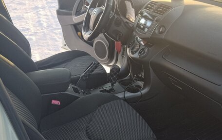 Toyota RAV4, 2011 год, 1 150 000 рублей, 11 фотография