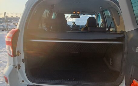 Toyota RAV4, 2011 год, 1 150 000 рублей, 16 фотография