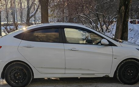 Hyundai Solaris II рестайлинг, 2013 год, 750 000 рублей, 3 фотография