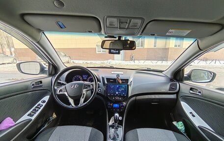 Hyundai Solaris II рестайлинг, 2013 год, 750 000 рублей, 7 фотография