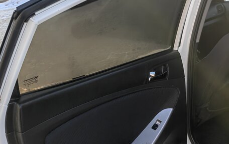 Hyundai Solaris II рестайлинг, 2013 год, 750 000 рублей, 13 фотография