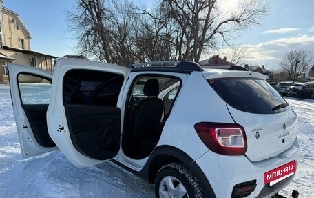 Renault Sandero II рестайлинг, 2017 год, 980 000 рублей, 3 фотография