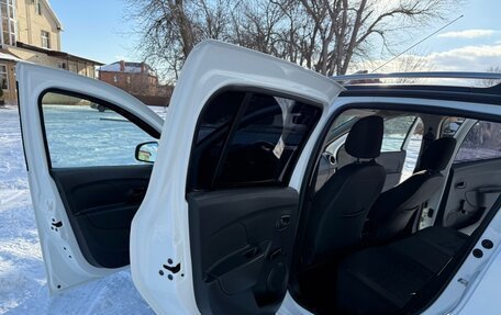 Renault Sandero II рестайлинг, 2017 год, 980 000 рублей, 13 фотография