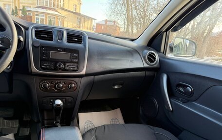 Renault Sandero II рестайлинг, 2017 год, 980 000 рублей, 12 фотография