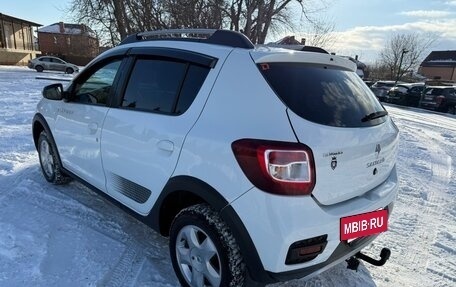 Renault Sandero II рестайлинг, 2017 год, 980 000 рублей, 31 фотография