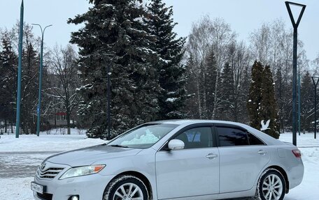 Toyota Camry, 2011 год, 1 290 000 рублей, 3 фотография