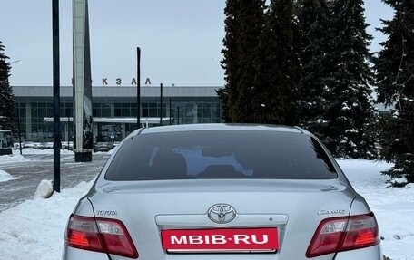 Toyota Camry, 2011 год, 1 290 000 рублей, 5 фотография