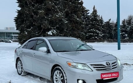 Toyota Camry, 2011 год, 1 290 000 рублей, 10 фотография