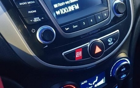 Hyundai Solaris II рестайлинг, 2014 год, 1 200 000 рублей, 9 фотография