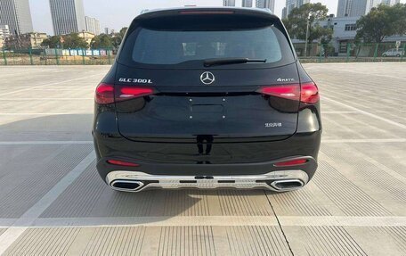 Mercedes-Benz GLC, 2024 год, 6 100 000 рублей, 4 фотография