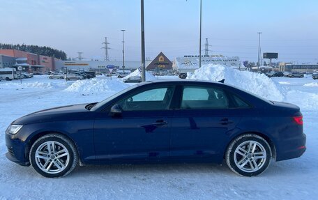 Audi A4, 2018 год, 2 500 000 рублей, 4 фотография