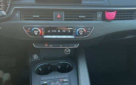 Audi A4, 2018 год, 2 500 000 рублей, 9 фотография