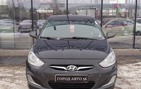 Hyundai Solaris II рестайлинг, 2012 год, 670 000 рублей, 3 фотография