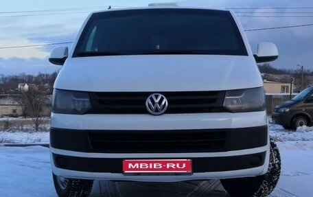 Volkswagen Transporter T6 рестайлинг, 2017 год, 1 300 000 рублей, 1 фотография