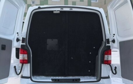 Volkswagen Transporter T6 рестайлинг, 2017 год, 1 300 000 рублей, 8 фотография