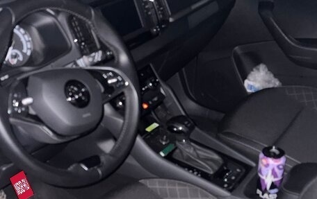 Skoda Karoq I, 2022 год, 2 750 000 рублей, 4 фотография