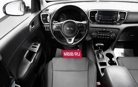 KIA Sportage IV рестайлинг, 2018 год, 2 095 000 рублей, 12 фотография