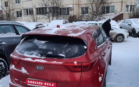 KIA Sportage IV рестайлинг, 2018 год, 2 100 000 рублей, 4 фотография