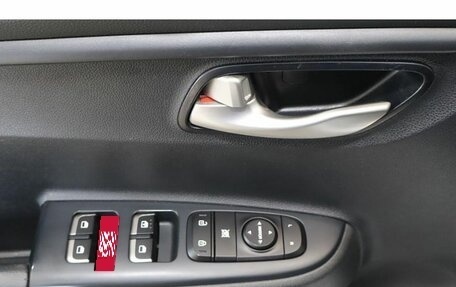 KIA Rio IV, 2021 год, 1 749 000 рублей, 13 фотография