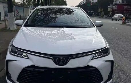 Toyota Corolla, 2021 год, 1 050 000 рублей, 2 фотография