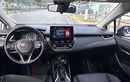 Toyota Corolla, 2021 год, 1 050 000 рублей, 7 фотография