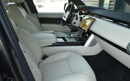 Land Rover Range Rover IV рестайлинг, 2025 год, 23 900 000 рублей, 13 фотография