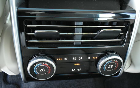 Land Rover Range Rover IV рестайлинг, 2025 год, 23 900 000 рублей, 28 фотография