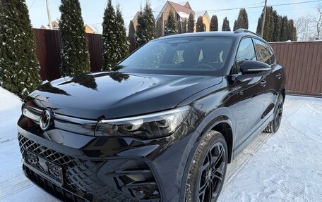 Volkswagen Tiguan, 2025 год, 4 630 000 рублей, 2 фотография