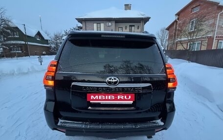 Toyota Land Cruiser Prado 150 рестайлинг 2, 2021 год, 7 200 000 рублей, 4 фотография