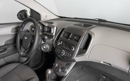 Chevrolet Aveo III, 2015 год, 740 000 рублей, 7 фотография