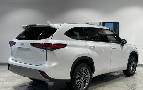 Toyota Highlander, 2025 год, 6 149 000 рублей, 5 фотография