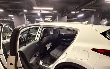 KIA Sportage IV рестайлинг, 2020 год, 3 200 000 рублей, 3 фотография