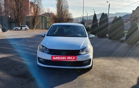 Volkswagen Polo VI (EU Market), 2018 год, 1 450 000 рублей, 2 фотография