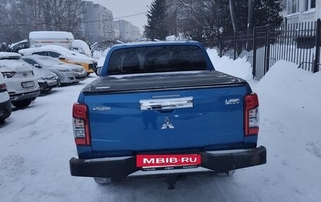 Mitsubishi L200 IV рестайлинг, 2019 год, 3 050 000 рублей, 9 фотография