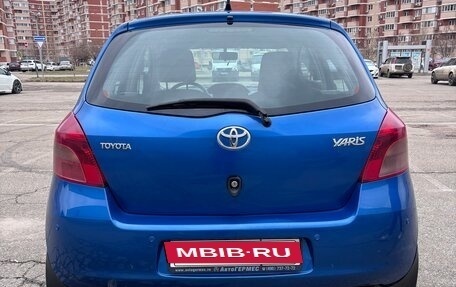Toyota Yaris III рестайлинг, 2008 год, 640 000 рублей, 9 фотография