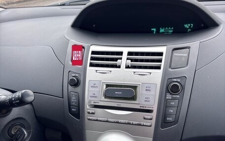 Toyota Yaris III рестайлинг, 2008 год, 640 000 рублей, 11 фотография