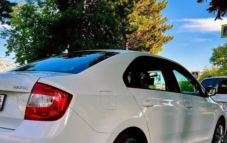 Skoda Rapid I, 2016 год, 1 000 000 рублей, 2 фотография