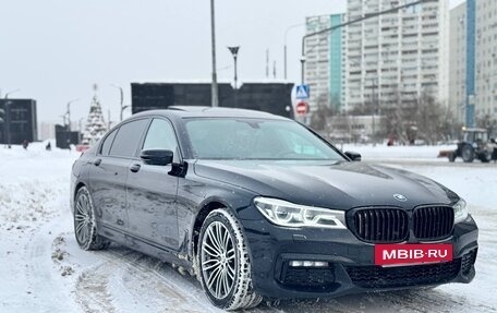 BMW 7 серия, 2018 год, 2 990 000 рублей, 3 фотография