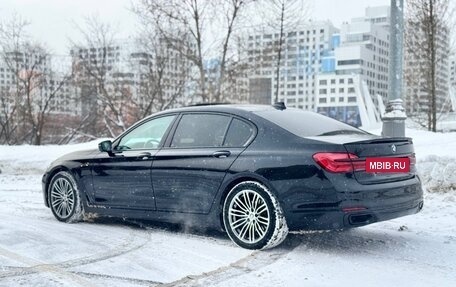 BMW 7 серия, 2018 год, 2 990 000 рублей, 2 фотография