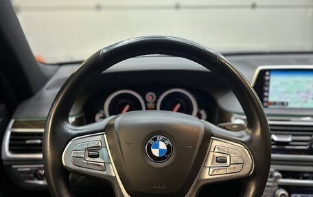 BMW 7 серия, 2018 год, 2 990 000 рублей, 12 фотография