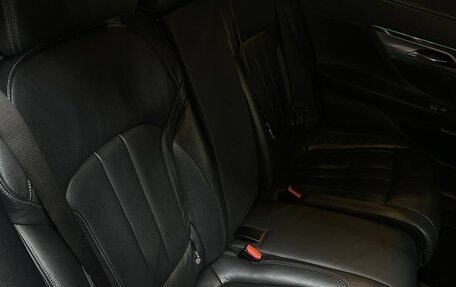 BMW 7 серия, 2018 год, 2 990 000 рублей, 17 фотография