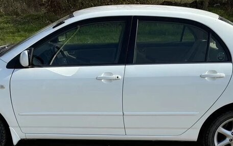 Toyota Corolla, 2004 год, 685 000 рублей, 5 фотография