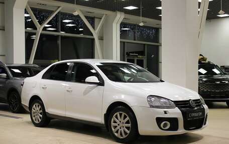 Volkswagen Jetta VI, 2010 год, 470 000 рублей, 3 фотография