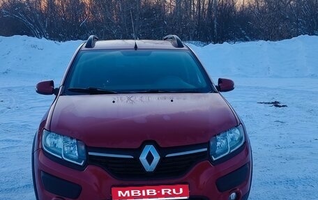 Renault Sandero II рестайлинг, 2016 год, 800 000 рублей, 1 фотография