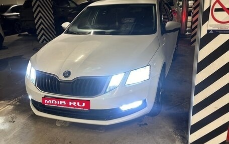 Skoda Octavia, 2017 год, 1 620 000 рублей, 3 фотография