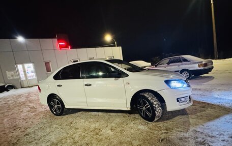 Volkswagen Polo VI (EU Market), 2017 год, 650 000 рублей, 2 фотография