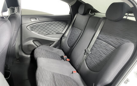 Hyundai Solaris II рестайлинг, 2015 год, 975 000 рублей, 12 фотография