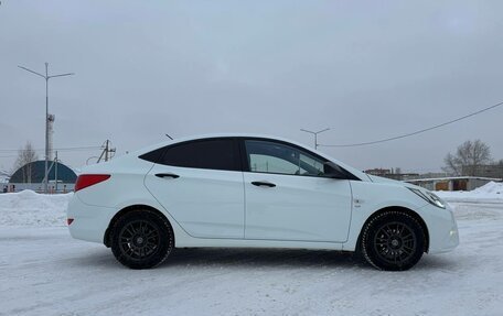 Hyundai Solaris II рестайлинг, 2012 год, 950 000 рублей, 3 фотография
