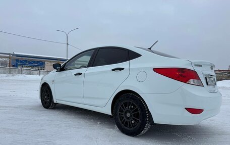 Hyundai Solaris II рестайлинг, 2012 год, 950 000 рублей, 6 фотография