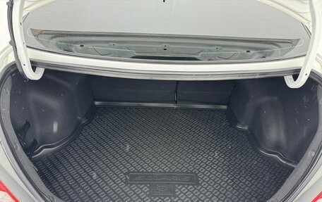 Hyundai Solaris II рестайлинг, 2012 год, 950 000 рублей, 18 фотография